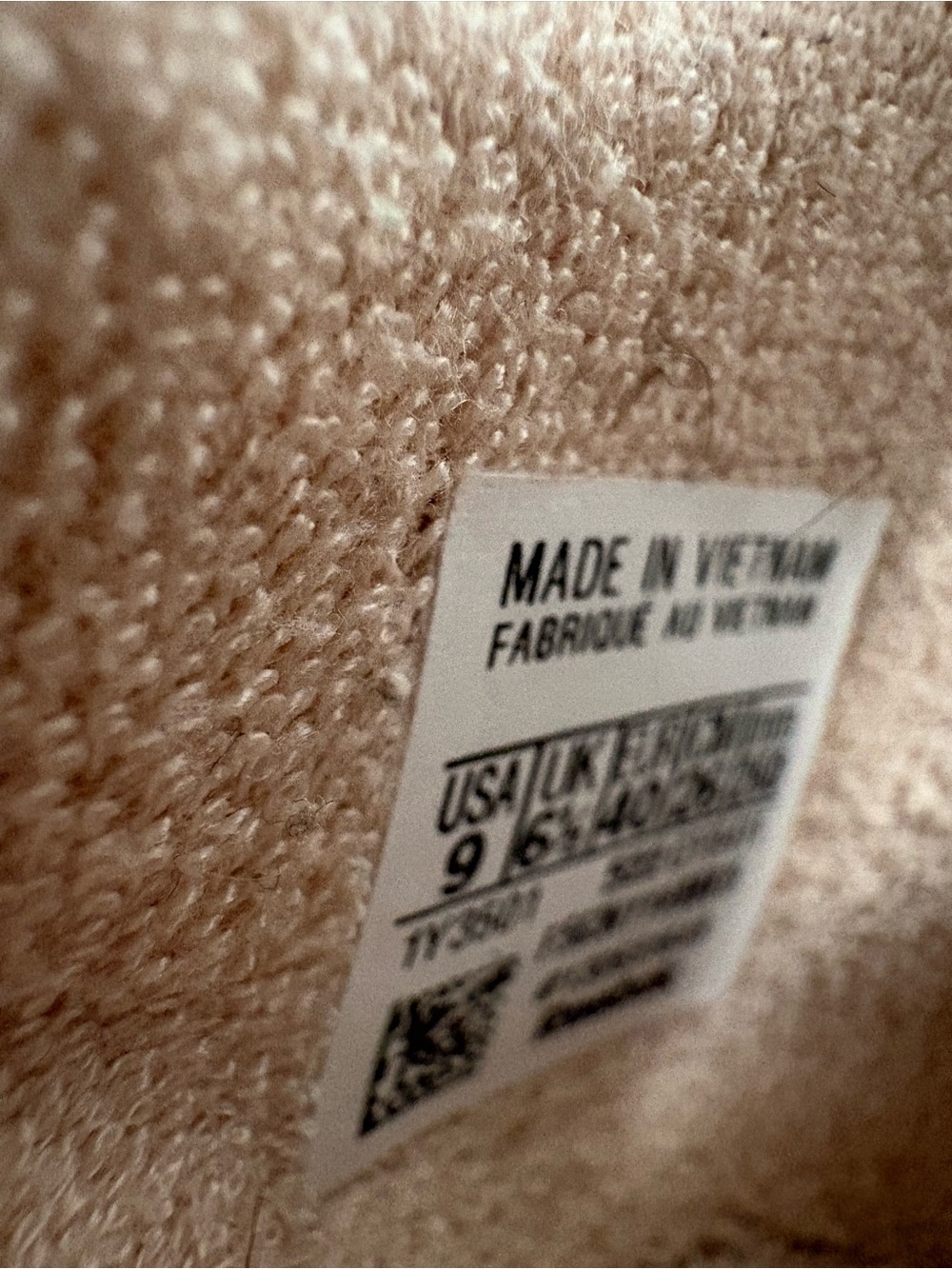 Reebok Women's Low-Top Sneakers in Blush Tan - Picture 8 of 9